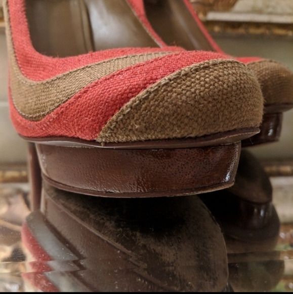 ❗SOLD❗Tory Burch Joelle Platform Linen Block Pumps - Picture 8 of 8